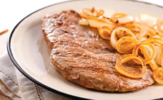 Receita de Bife Acebolado